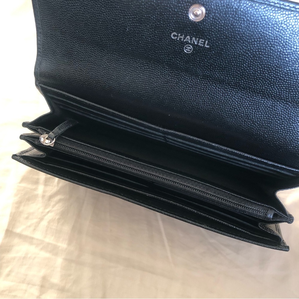 Chanel Caviar Leather Wallet Black with Silver Hardware - Picture 9 of 12